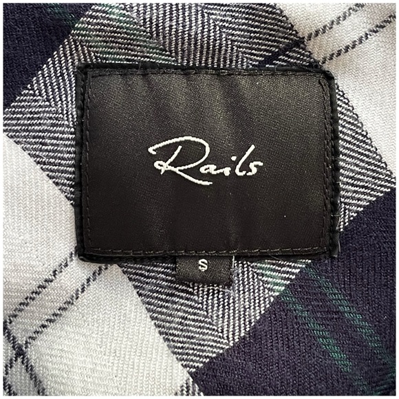 Rails Hunter Shirt in Midnight Pine Small - Picture 8 of 15